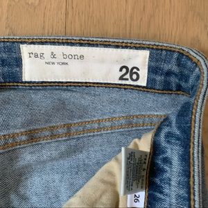 Rag and bone skinny jeans — size 26